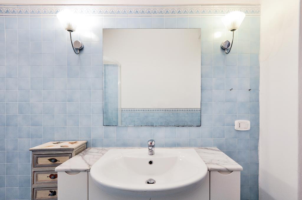 Uffizi Apartment 2 Флоренция Стая снимка